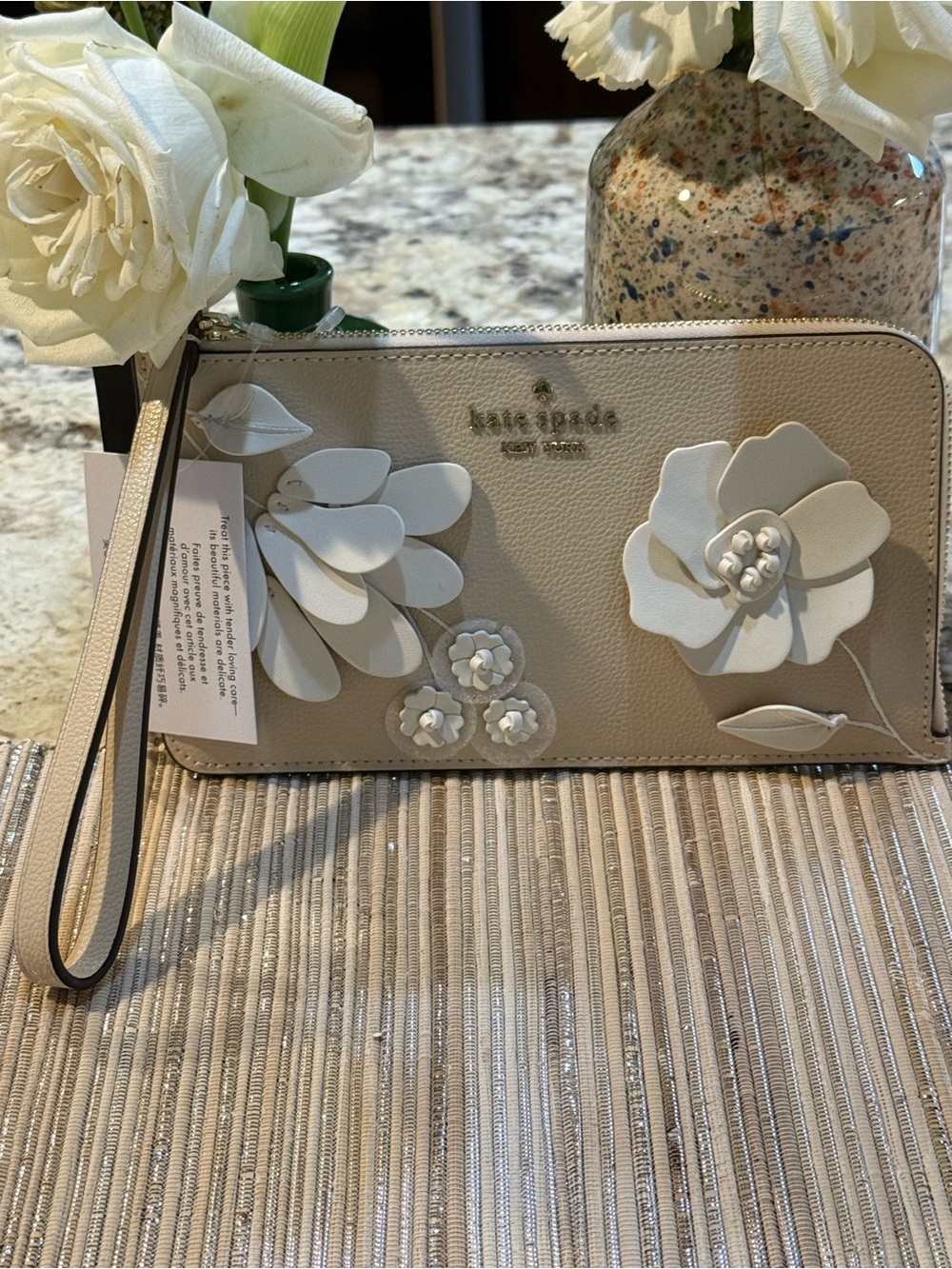 NEW kate spade new york Leather Lucy 3D Floral Wristlet In Milk Glass Multi